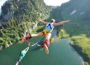 开云下载-哥伦比亚完胜阿根廷，坎特带队取胜，战术纪律颠覆传统美学