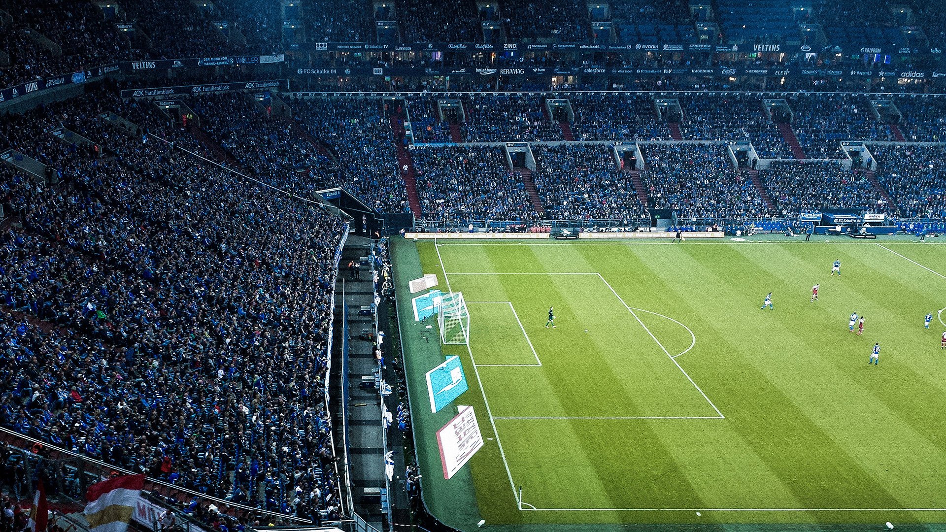 欧冠半决赛之夜,维尼修斯数据全面爆炸,新一代巨星正式登基