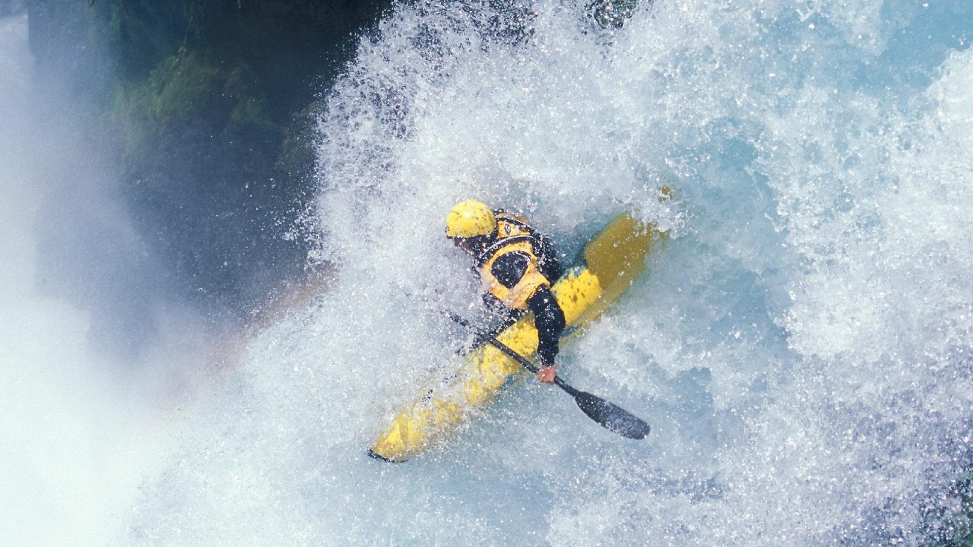 逆转与坚守,从绿茵场到乒乓台,两种翻盘的东方启示